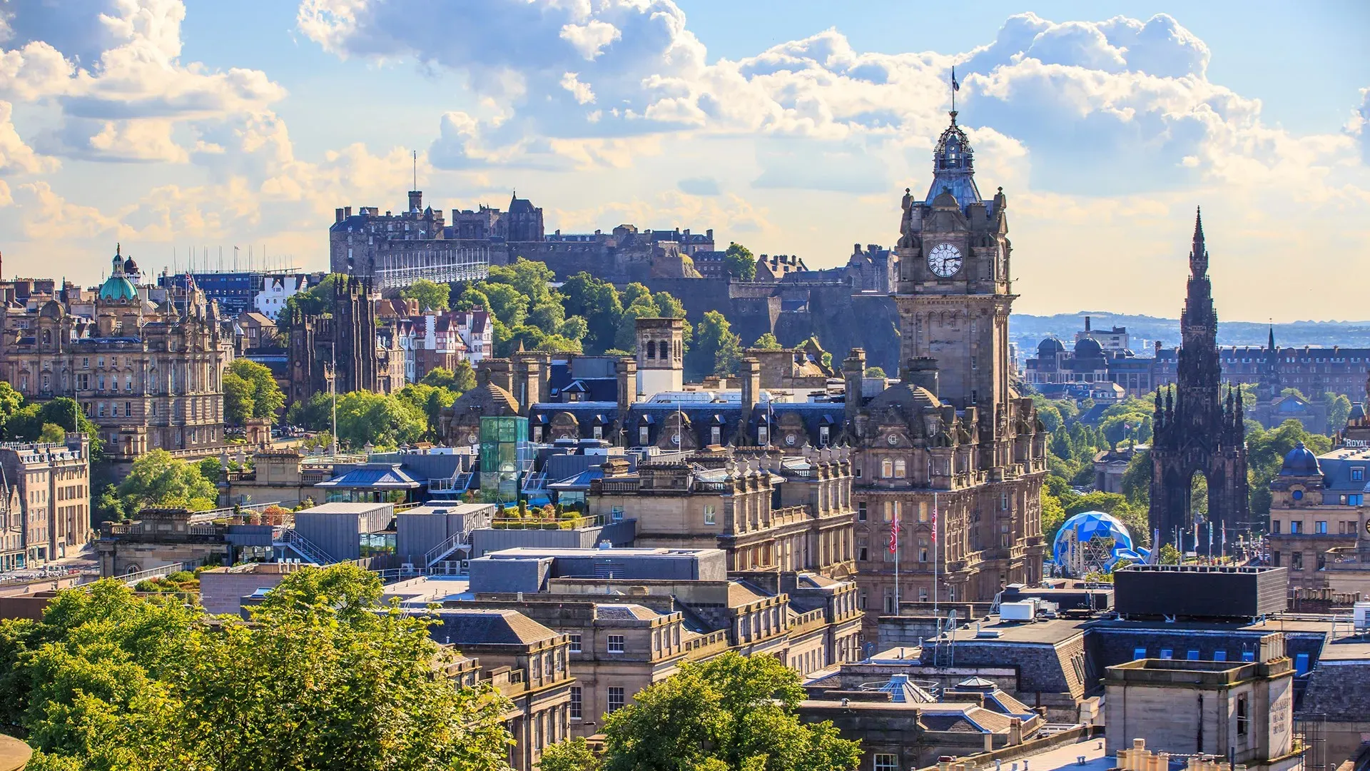 ✈️ The Best UK Student Travel Deals — Why Cheap Student Flights Has Your Back
